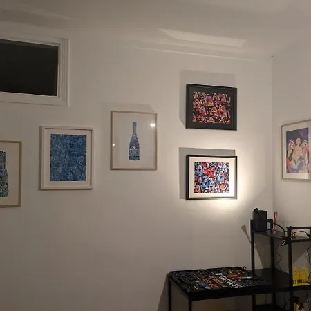 Bango, Art Et Elegance, Proche Centre Реймс