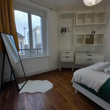 Bango, Art Et Elegance, Proche Centre Апартаменты *